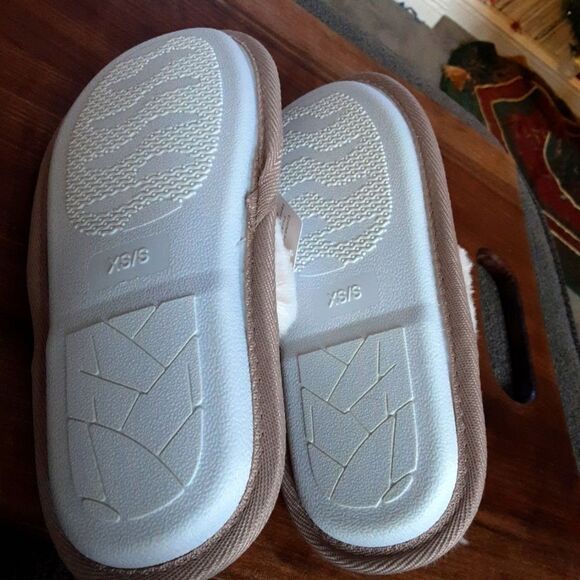 CHINESE LAUNDRY Scuffs Soft Taupe Faux Fur sz 8 NWT - Picture 6 of 9